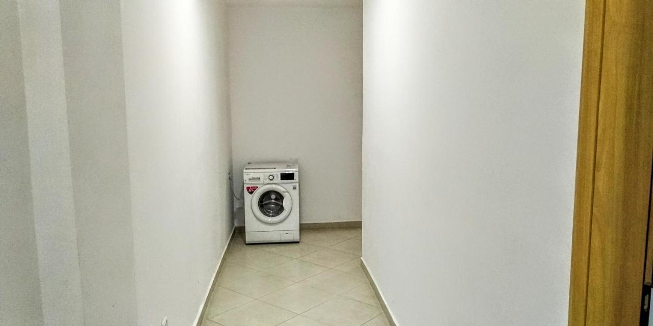 Vlorë Rass' Apartment מראה חיצוני תמונה